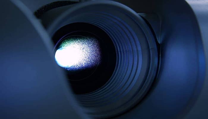 5 Steps to Clean the Projectors Lens